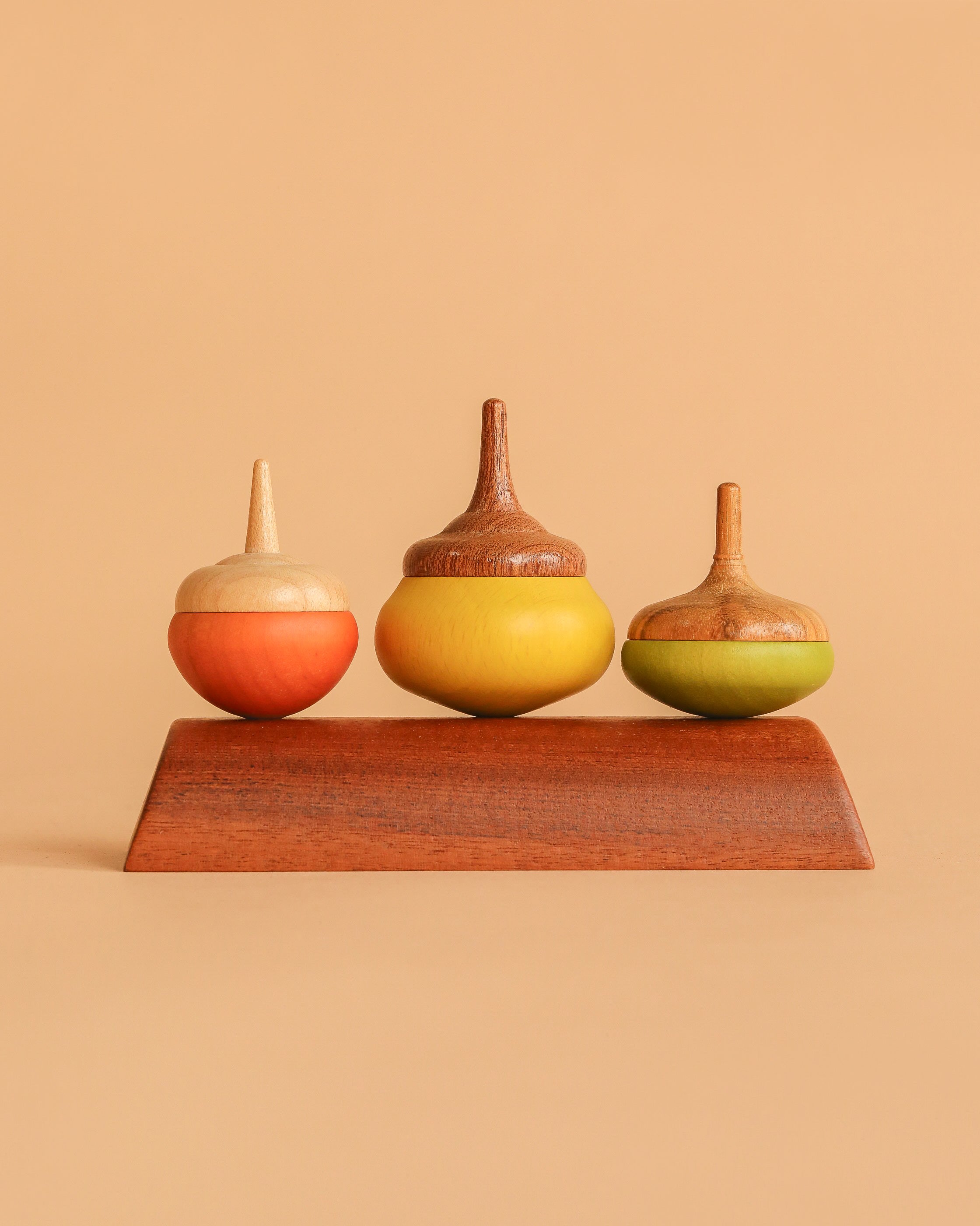 Wooden Spinning Top Set - Chestnut